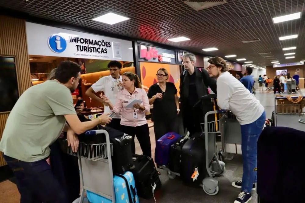 Bahia amplia a malha aérea e gera recorde de turistas estrangeiros no estado