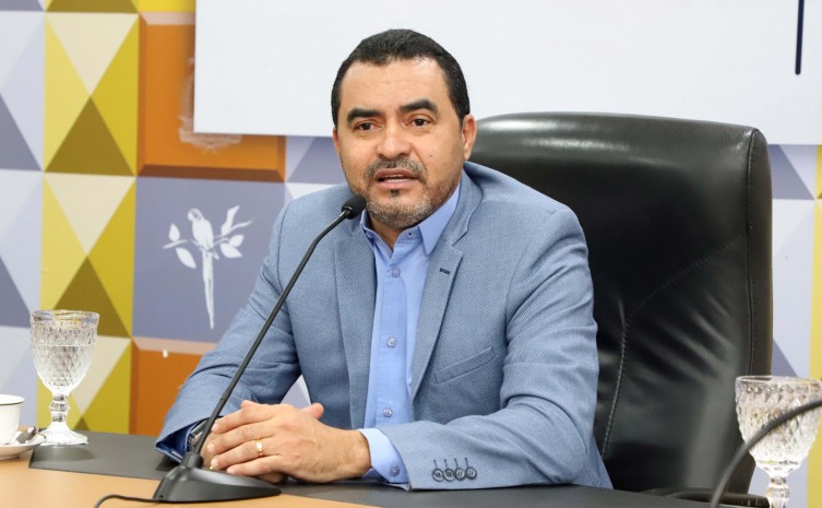 Governador Wanderlei Barbosa anuncia banca para concurso com mais de 5 mil vagas para a Educação