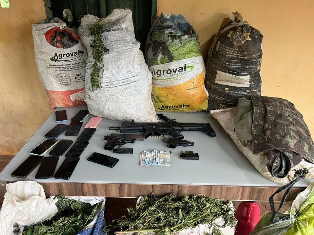 Maior apreensão de drogas de 2026 acumula 3 toneladas de maconha