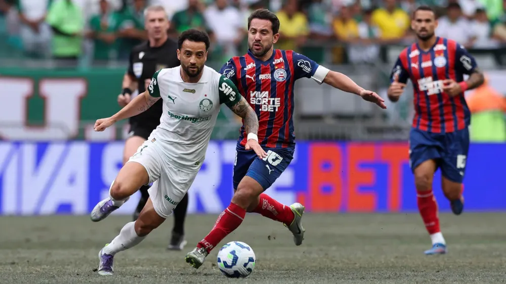 Bahia enfrenta o líder Palmeiras na briga pela liderança do Brasileirão