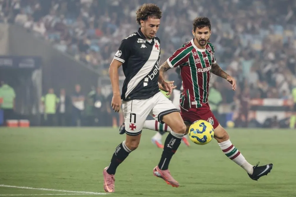 Vasco sai em vantagem na Copa do Brasil, ao vencer o Fluminense 