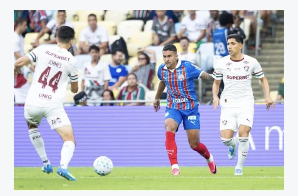 Com polêmica de arbitragem, Bahia é superado pelo Fluminense em amistoso no Maracanã