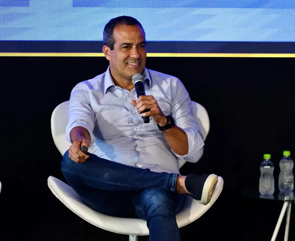 Prefeito Bruno Reis anuncia transporte gratuito e refeições no Restaurante Popular para ambulantes no Virada Salvador
